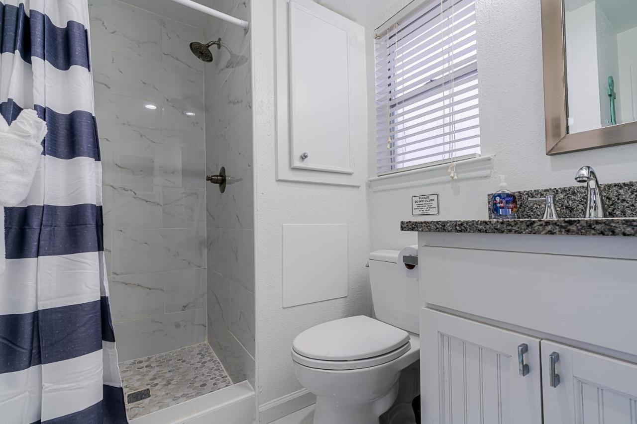 Hot Tub - Ocean Views - Steps To Private Beach - Quiet Location Galveston Extérieur photo